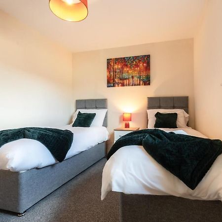 Best Price! 2 Bed City Centre - 4 Single Beds Or 2 Super King, Smart Tvs, Sofa Bed & Free Secure Parking サウサンプトン エクステリア 写真