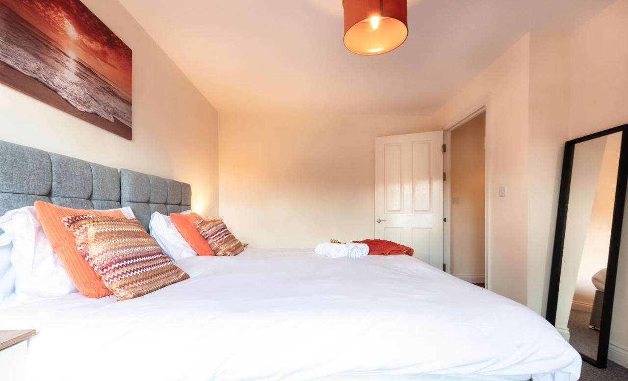 Best Price! 2 Bed City Centre - 4 Single Beds Or 2 Super King, Smart Tvs, Sofa Bed & Free Secure Parking サウサンプトン エクステリア 写真
